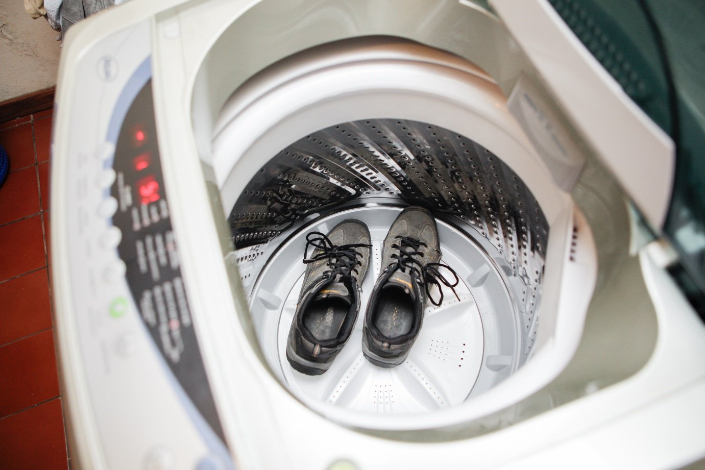 Как отмыть нубуковую обувь в домашних условиях